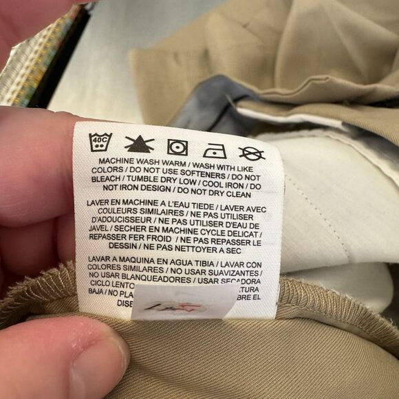 Nike Golf Tour Performance Shorts Mens 36 Tan Pleated Dri Fit Swoosh Walking - Picture 7 of 11